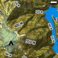 山岳地の地図を表示したところ。DEMデータによる地形陰影表示をサポートしているのでこんなにリアルに表示できる。