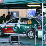 【WRCラリージャパン】車両検査およびシーリング