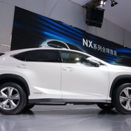北京モーターショー2014 レクサス NX300h