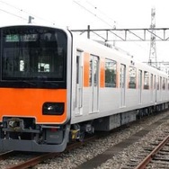 東武は東上線の開業100周年を記念し、沿線自治体のキャラクターを描いたラッピング電車「キャラクタートレイン」を同線で運転する。画像はラッピング車に使用される50070形