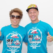 鈴鹿8耐に参戦するチームカガヤマ加賀山就臣代表兼選手（左）とドミニク・エガーター選手（右）がレスポンス編集部にやってきた