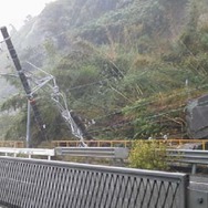 台風18号の影響で不通となった東海道本線由比～興津間。JR東海は10月20日にも仮復旧する方針だ。