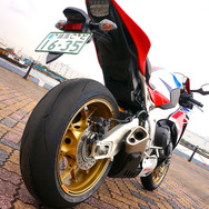 ホンダ CBR1000RR SP