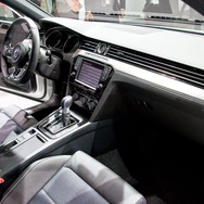 VW パサート GTE（パリモーターショー14）