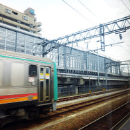 北陸新幹線の準備がすすむ富山駅と高山線を走る車両