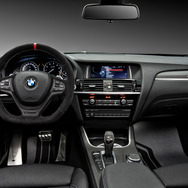 BMW X4 のMパフォーマンスパーツ装着車