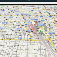 起動時の画面。画面上のバーは従来のままだが、タブレットで見る地図画面は迫力がある