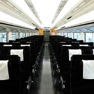 常磐線特急で活躍するE657系電車の車内