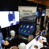 【CES15】Parrot、CarPlayとAndroid autoに両対応したAndroid車載器「RNB6」を公開