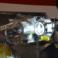 IPF製 LEDヘッドランプ、トヨタ『アクア』のヘッドライトユニットに換装（東京オートサロン15）