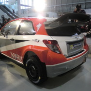 「ヤリス WRC」のテストカー（リヤ）。