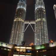 マレーシア ペトロナスツインタワー