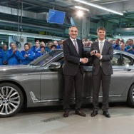 BMWのドイツ・ディンゴルフィング工場において生産が開始された新型7シリーズ
