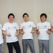 ttndのメンバー。中央が伊藤豊大さん