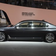 BMW 7シリーズ 新型（フランクフルトモーターショー15）