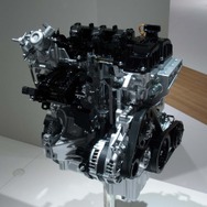 新開発1.0リッターの直噴ターボ「ブースタージェットエンジン」