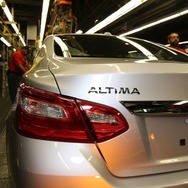 日産アルティマの2016年モデルの生産を、米国テネシー州スマーナ工場で開始