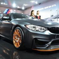 BMW M4 GTS（東京モーターショー15）