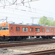 蒸気機関車の他にも電車や客車などが展示される。写真は103系電車の先頭車（クハ103-1）。