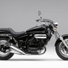 ホンダ、V-ツインマグナのカラーリングを変更