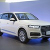 アウディ Q7