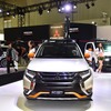 三菱 アウトランダーPHEV アウトドア ギア コンセプト（東京オートサロン16）