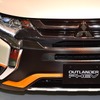 三菱 アウトランダーPHEV アウトドア ギア コンセプト（東京オートサロン16）