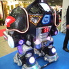 コーエイがレンタルする搭乗型ロボットゲーム機「バトルキング」