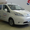 日産自動車 e-NV200