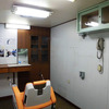 南極観測船「しらせ」船内には、理容室や歯科治療室、手術台、医務室などもある