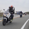 レンタルバイクを利用して、富士山周辺、伊豆箱根を3泊4日で周遊する台湾人ライダー12名のグループ。