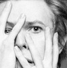 デヴィッド・ボウイ写真展が表参道スパイラルガーデンで開催される