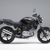ホンダ、VTR のカラーリングを変更