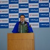 開会式で挨拶をする富岡聖三島工場長