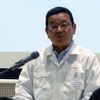 挨拶する八郷隆弘社長