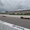レースはフルコースコーションの状態で走っているところで降雨中断になってしまう。