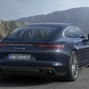 新型ポルシェ パナメーラ 4S