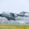 川崎重工、C-2 輸送機の量産初号機を航空自衛隊に納入