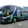 ウィラートラベルとナイアンティックが共同開発したIngressバス「NL-PRIME」（東京・台場地区、Ingressイベント「Aegis Nova Tokyo」、7月16日）