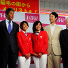 「稲毛の街からメダリストを！」　女子トライアスロン、上田藍選手、加藤友里恵選手、壮行会（JR総武線 稲毛駅、6月18日）