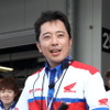 No.33日本郵政 熊本レーシング 井村監督