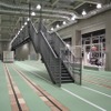 京都鉄道博物館の本館1階に設けられた車両工場。営業用の線路とつながっており、展示車両を入れ替えることができる。