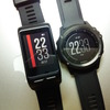 ツール・ド・フランス取材には2モデルを持ち込んだ。左がvivoactiveJ HR。右はfenix 3J HR