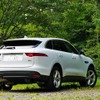 ジャガー F-PACE D プレステージ