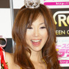 レースクイーン・オブ・ザ・イヤー 06-07 山崎みどりさんが授賞