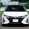 ソーラー充電システムを搭載したプリウスPHV 新型