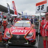 優勝する#38 RC F。