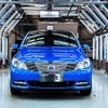 中国で生産が開始されたダイムラーとBYD の新型EV、デンツァ400