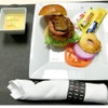 ファーストクラス・ビジネスクラス洋食