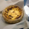マカオのブースでは本場のエッグタルトが1個300円で食べられる